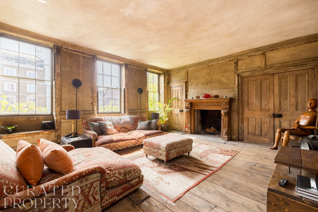 Extraordinary Grade IIlisted early Home