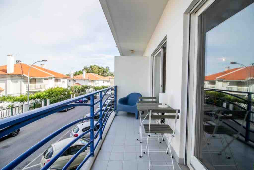 The large balcony by the living room for outside dining / drinking 