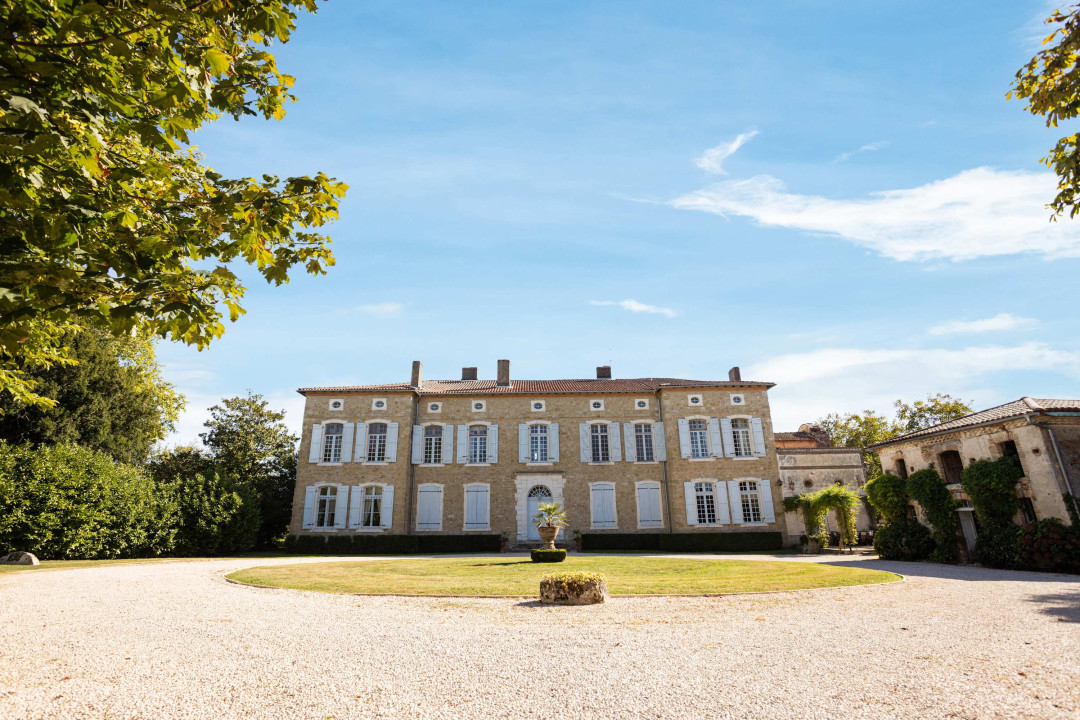 Chateau de Siregand exterior