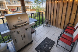 Sunny Balcony Retreat w/ Grill, Fan & Seating – Ideal for Outdoor Cooking & Relaxation