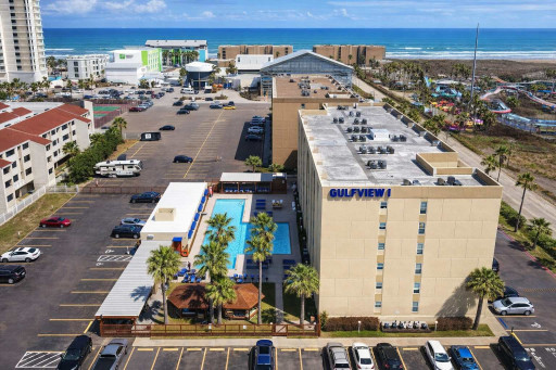 Beachside Condo with Pool, Parking & Waterpark Views – Steps to Gulf Shore Fun!