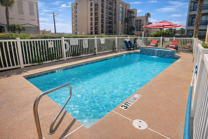 Private Pool Retreat • 3FT Depth • Spa Waterfall • Sun Loungers • Gated Complex • Walk to Beach