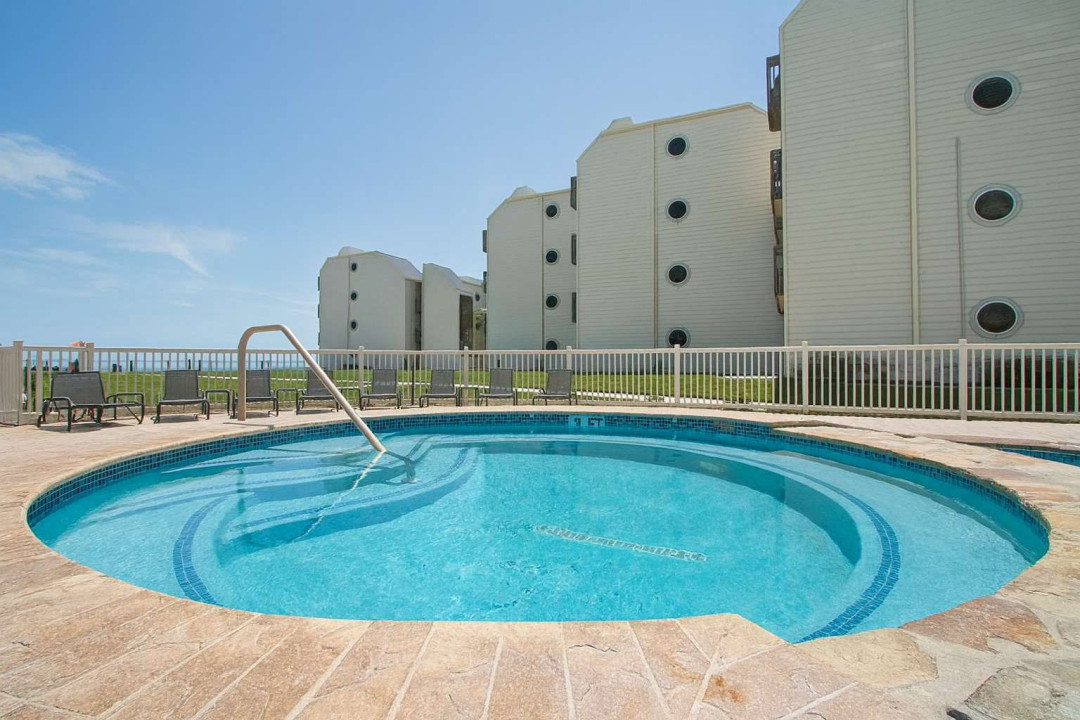 Beachfront Condo with Pool & Ocean Views
Relax in this beachfront condo featuring a circular pool, ocean views and modern amenities. Steps from the sand, with lounge seating and resort-style vibes — perfect for your coastal getaway.