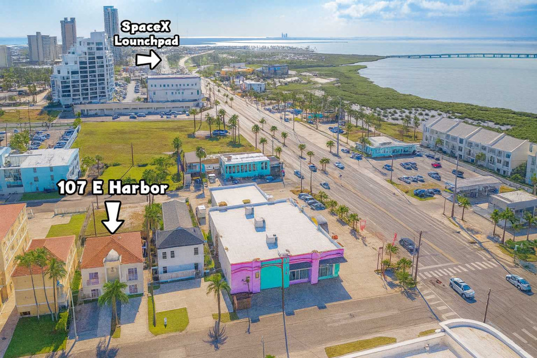 Harborfront Oasis at 107 E Harbor Rd
Stunning aerial perch near Galveston beach & Grace Rd! Charming home by pink shop, steps to dunes, bridge views & high-rises. Vibrant coastal escape for unforgettable Gulf getaways.