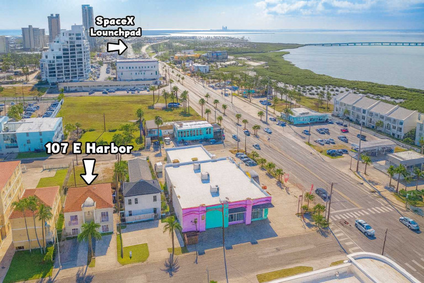 Harborfront Oasis at 107 E Harbor Rd
Stunning aerial perch near Galveston beach & Grace Rd! Charming home by pink shop, steps to dunes, bridge views & high-rises. Vibrant coastal escape for unforgettable Gulf getaways.