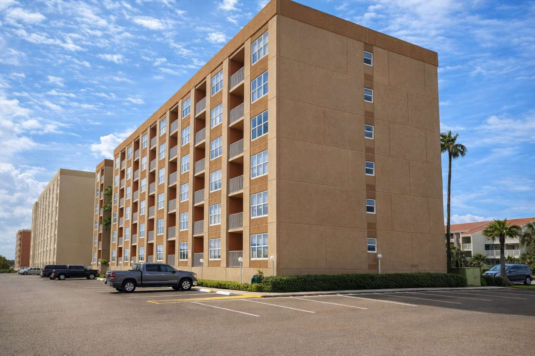 Modern Gulfview Condo | Steps to Beach | Pool & Parking | Balcony Views | Prime South Padre Location
