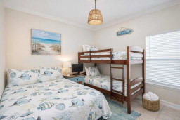 Coastal Comfort | Sleeps 5 | Bunk + Full Bed | Beachy Decor | Smart TV | Walk to Shore