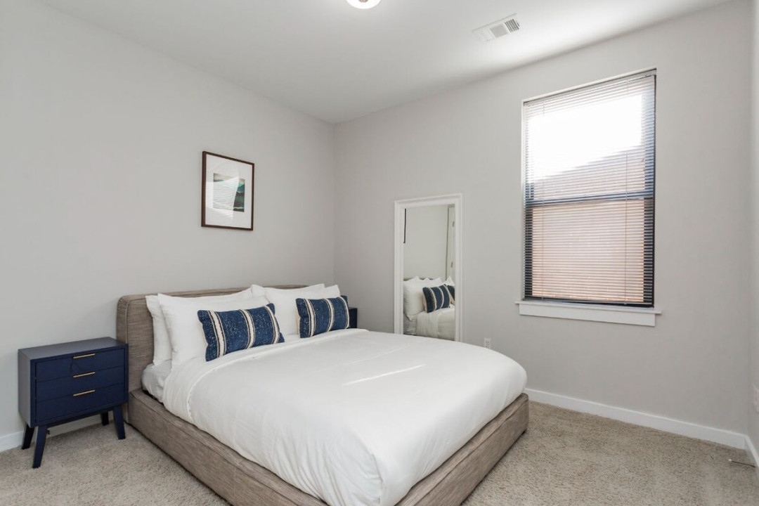 CozySuites Music Row Spacious 1BR in Nashville! 11