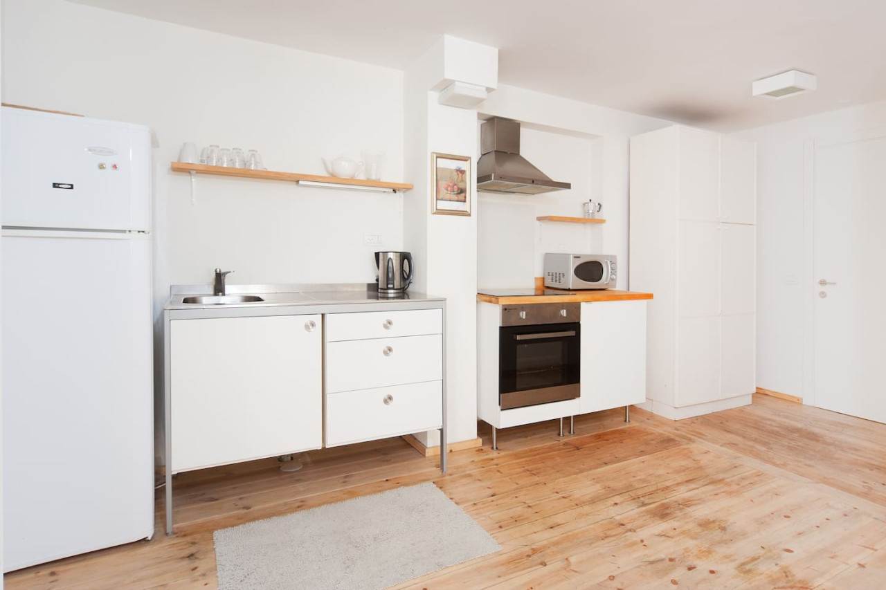 modern-kitchen.jpg