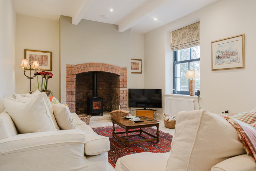 Rich Hall Photography-Dineter Wood House LIVING ROOM-3