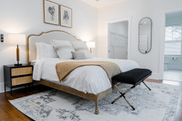 Bedroom 3 - plush luxury kings size mattresses will get you an unbeatable nights sleep. enjoy an full en-suite bathroom for bedroom #3  (upstairs)