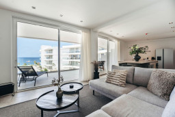 Imagine enjoying your morning coffee with this view. Our living room offers the perfect blend of comfort and breathtaking scenery.`