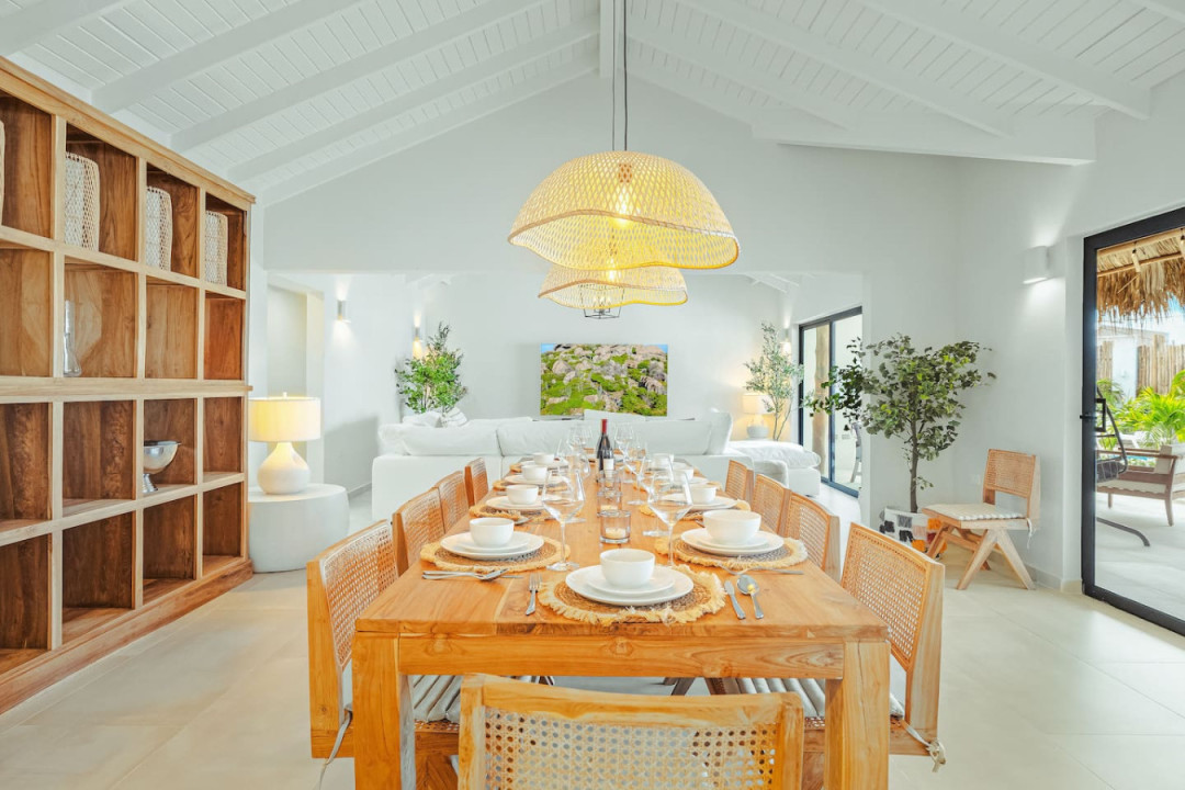 On entering this amazing luxury villa, you'll be welcomed by a large stylish comfortable open-plan indoor outdoor living space with fabulous interior design, and a wonderful landscaped garden with private pool, large shaded terrace and magical palapa