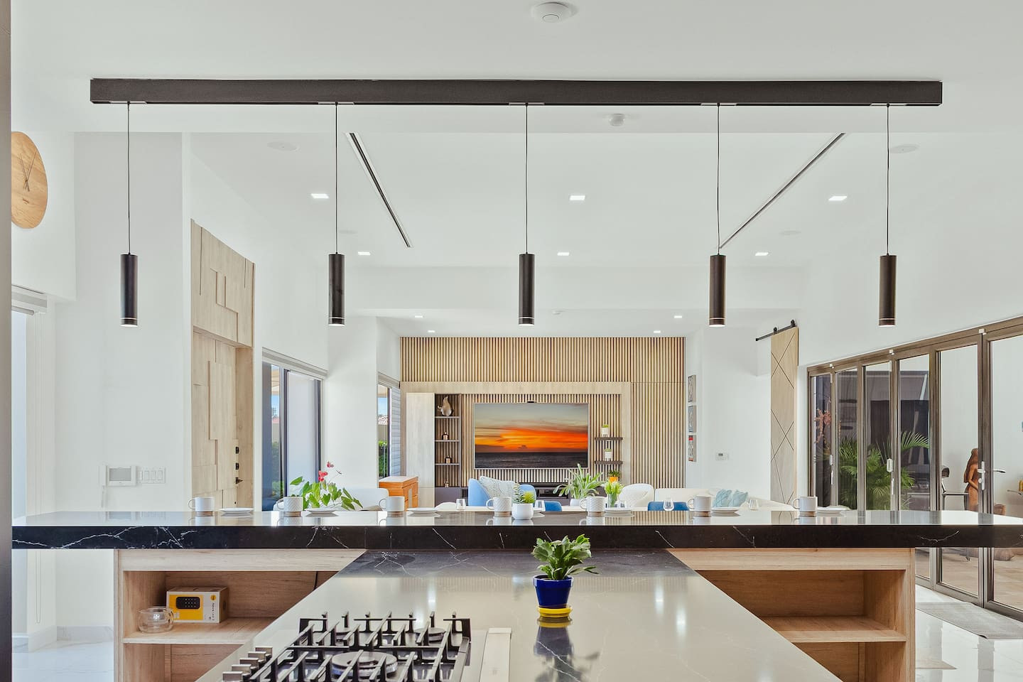 43d4b8c6-3210-4b01-b101-cbf791a0ef35.jpeg?aki_policy=xx_large