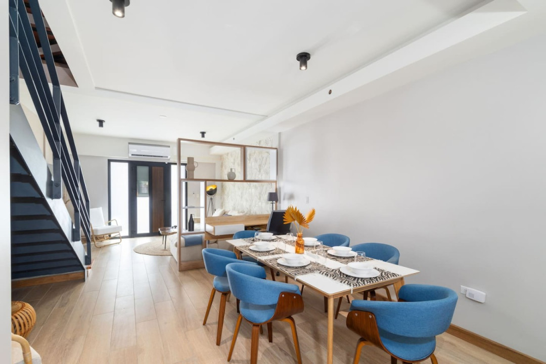 Enjoy gatherings in the chic dining area of Porta Al Sole, where style meets functionality. With ample space and modern furnishings, this area is perfect for entertaining friends or enjoying intimate meals with loved ones.