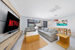 It immediately feels like home. Find your place on the comfy sofa, get your favorite drinks and snacks and enjoy a fun movie night in this upscale setting.
