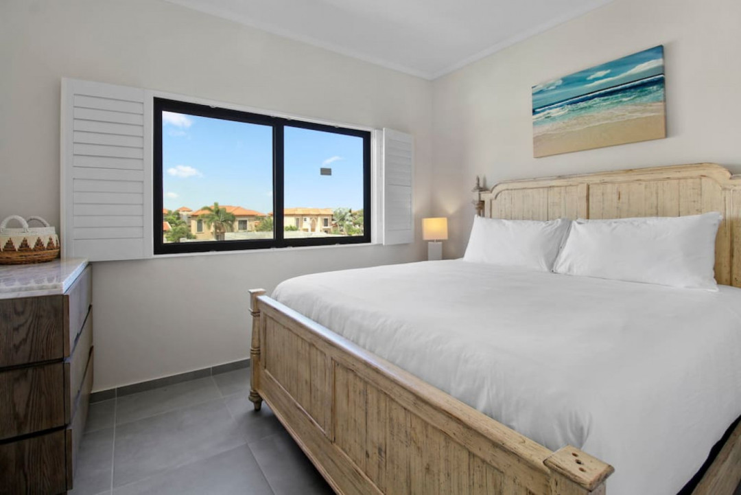 Bedroom 2 | High quality 100% cotton linen and plenty of cushions are provided for a relaxing vacation