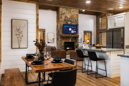 Our simple but chic dining area can comfortably seat 6 people, with extra sitting space in the kitchen counter nearby.