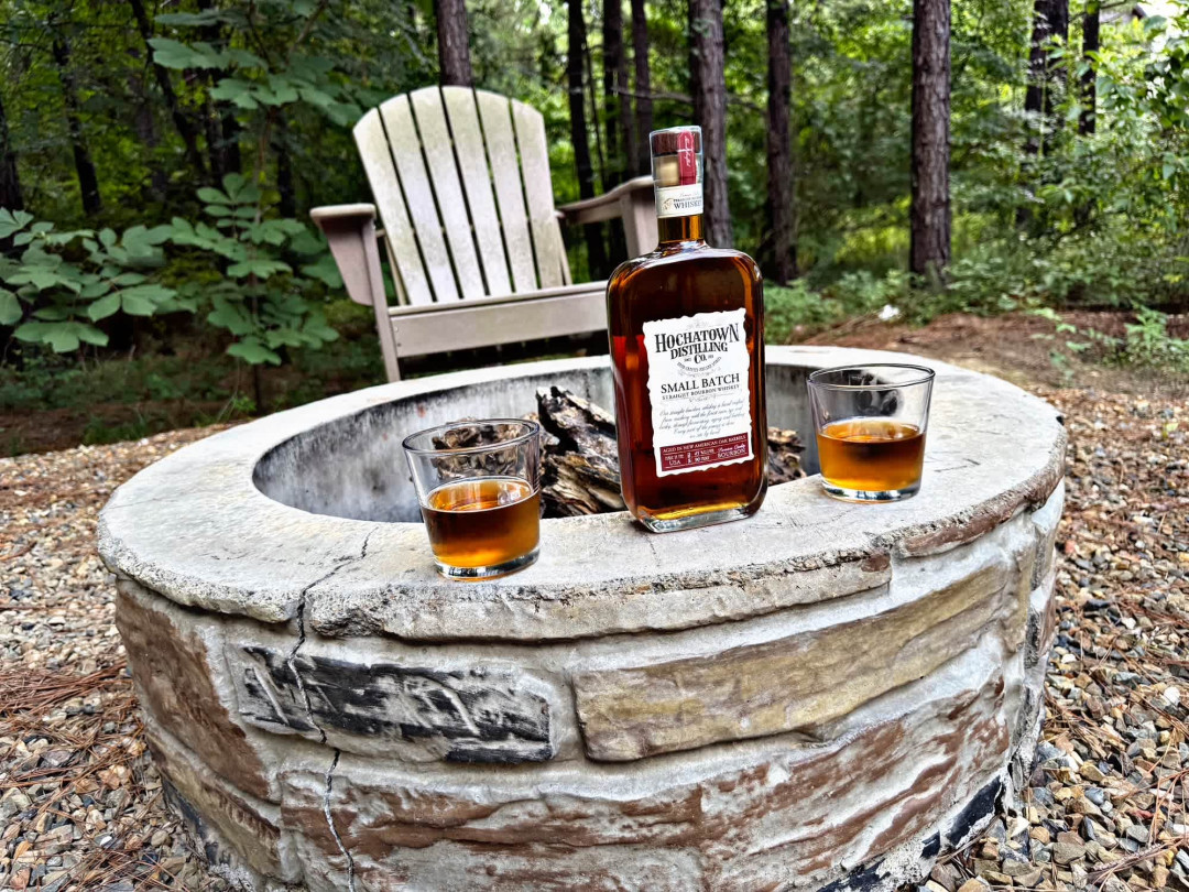 To customize your experience, please be sure to bring your favorite wine, spirits, and mixers, as alcohol is not provided in the rental. Cheers to great times!