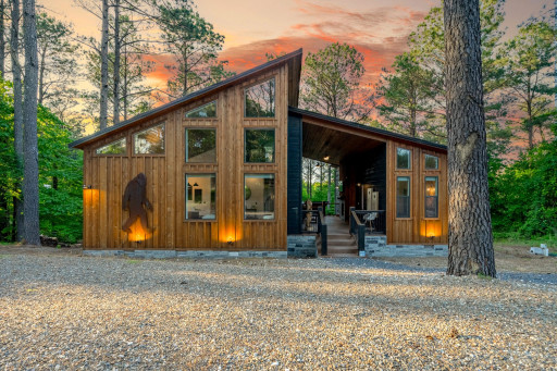 Simplicity in the Pines