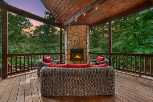 There's also a sitting lounge with a fireplace to keep you warm on chilly evenings.